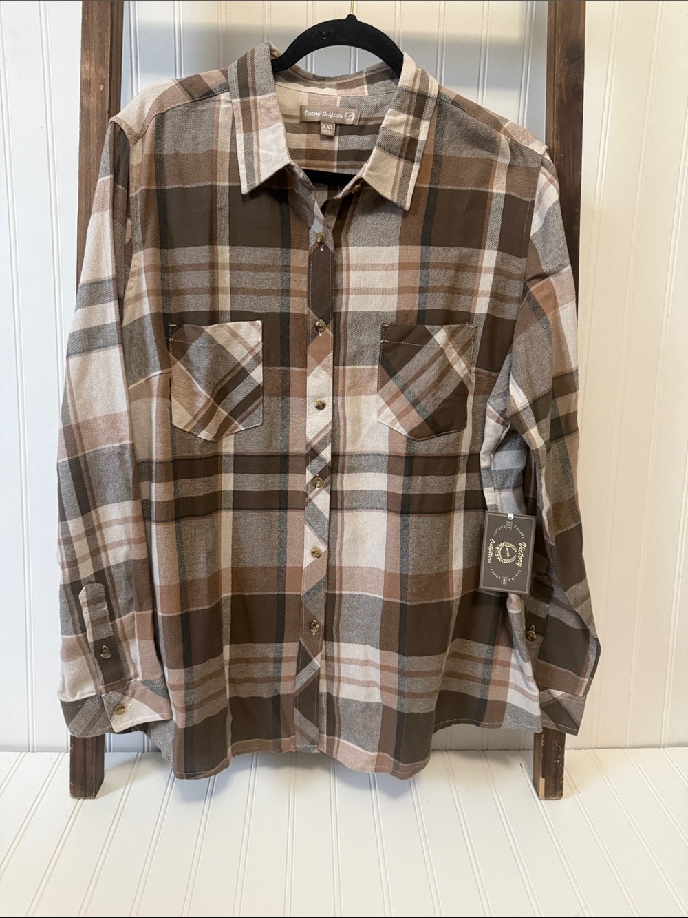 Victory Outfitters Women’s Brown & Cream Plaid Button-Up Shirt